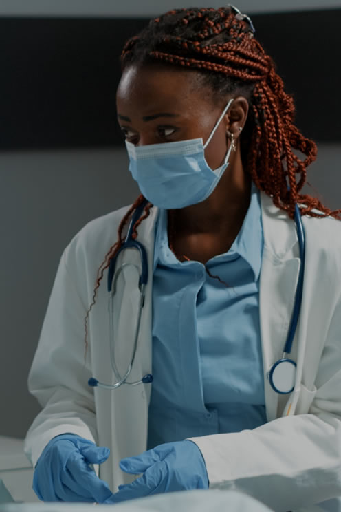 diagnostic lab hero img1